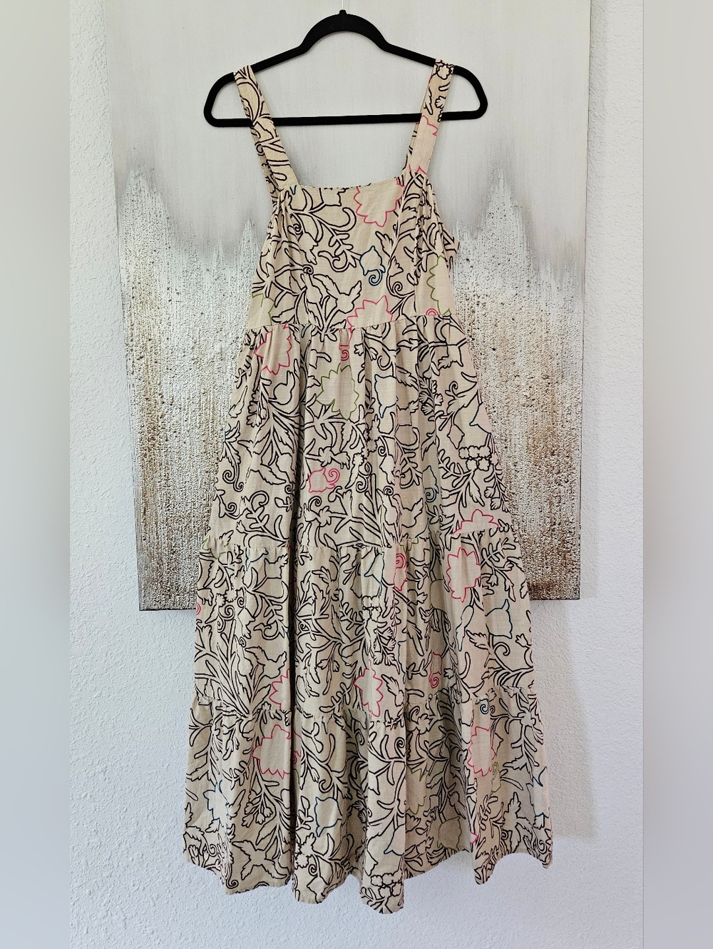 Knox Rose Beige Dress with Black Outline and Pink Accents